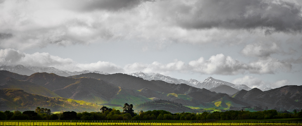 Looking over to the Tararua ranges from Featherston, Wairarapa, New Zealand